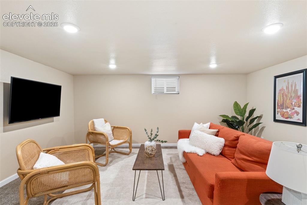 2206 W Uintah Street Colorado Springs CO 80904