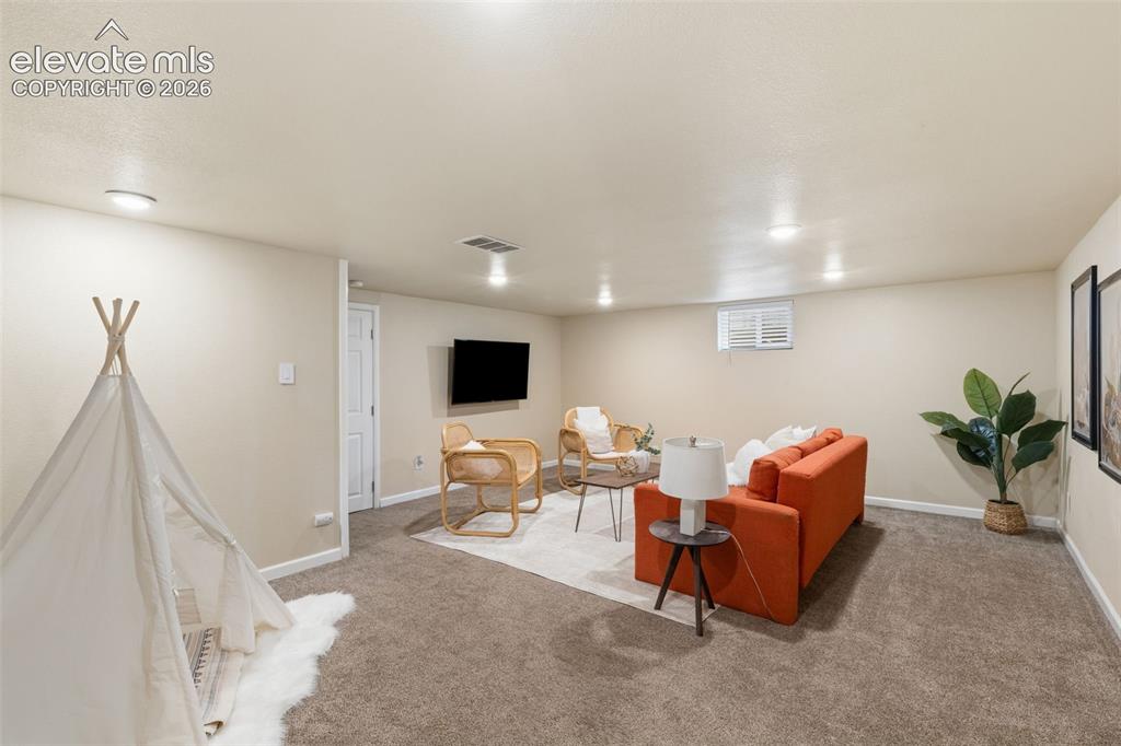 2206 W Uintah Street Colorado Springs CO 80904