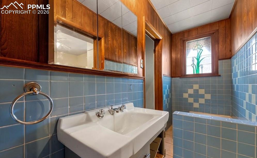 807 E Mesa Avenue Pueblo CO 81006