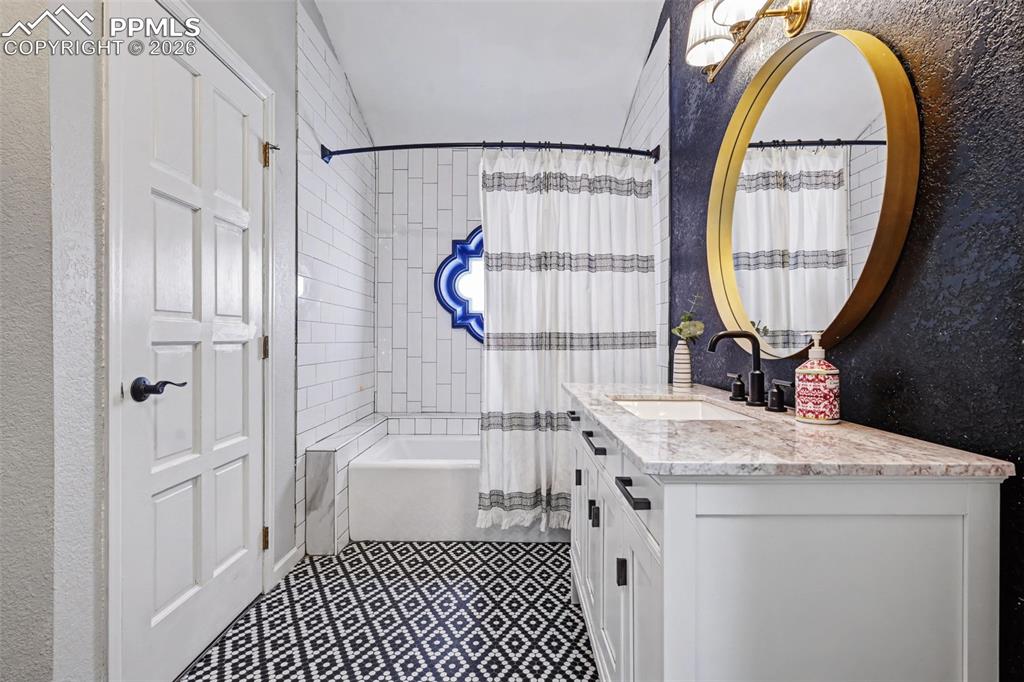 305 Hidden Creek Drive Colorado Springs CO 80906