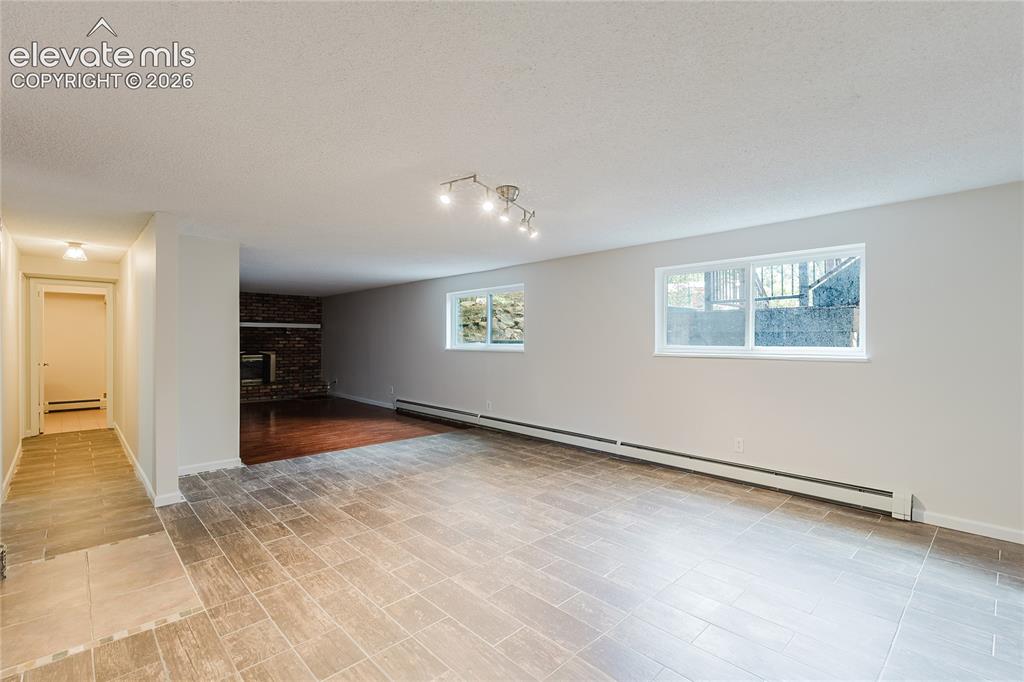34 Newport Circle Colorado Springs CO 80906