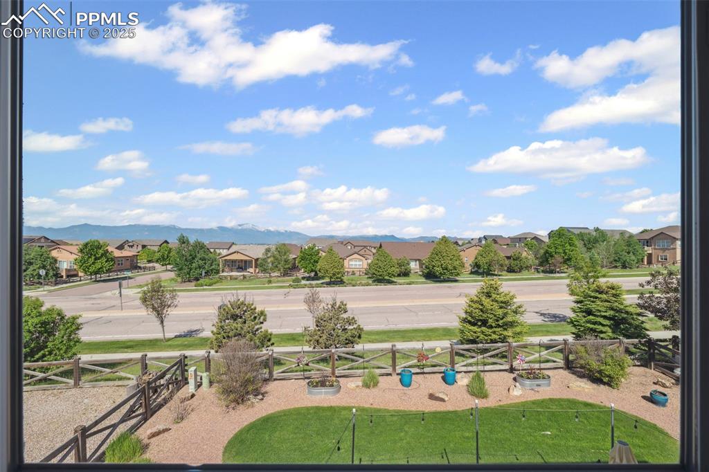 6612 Big Leaf Lane Colorado Springs CO 80927