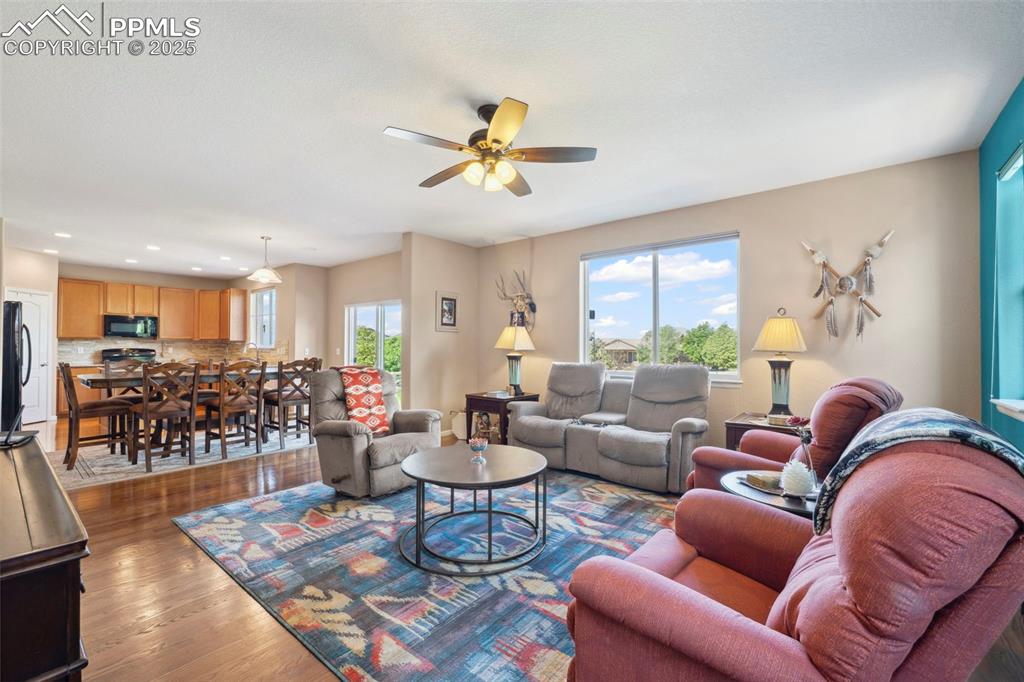 6612 Big Leaf Lane Colorado Springs CO 80927