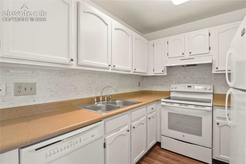 8236 Chancellor Drive Colorado Springs CO 80920