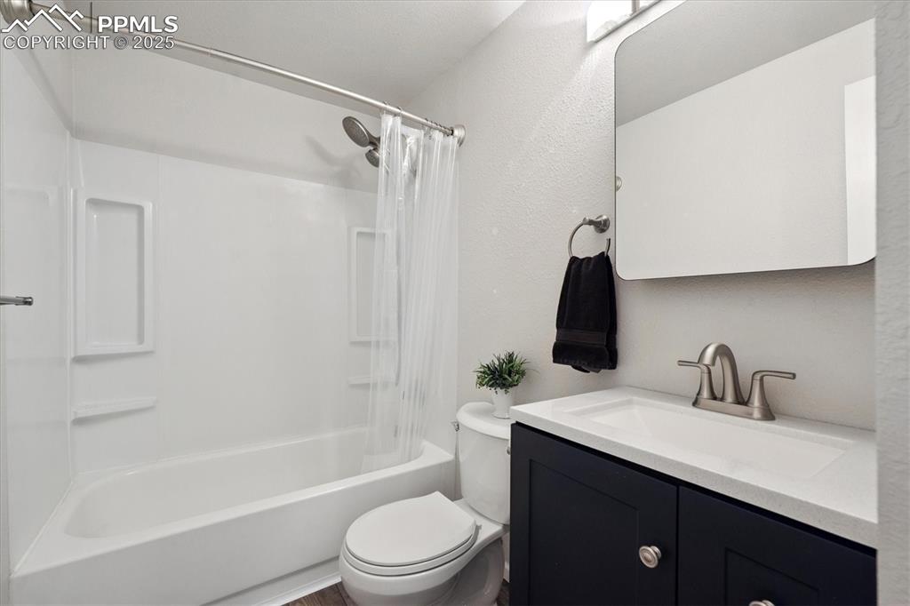 704 Madison Way Bennett CO 80102