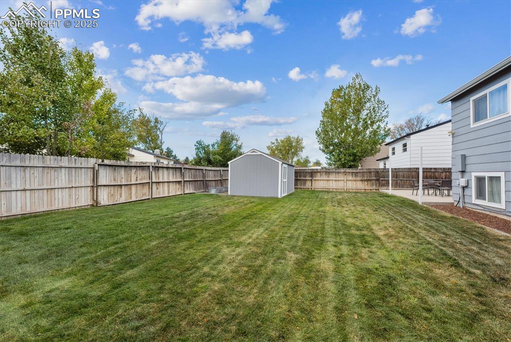 704 Madison Way Bennett CO 80102