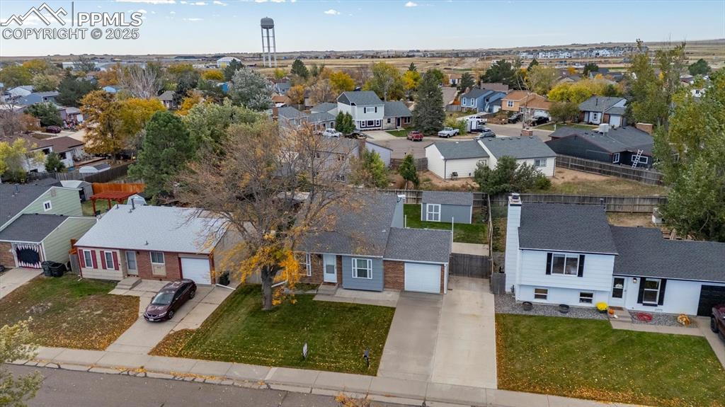 704 Madison Way Bennett CO 80102