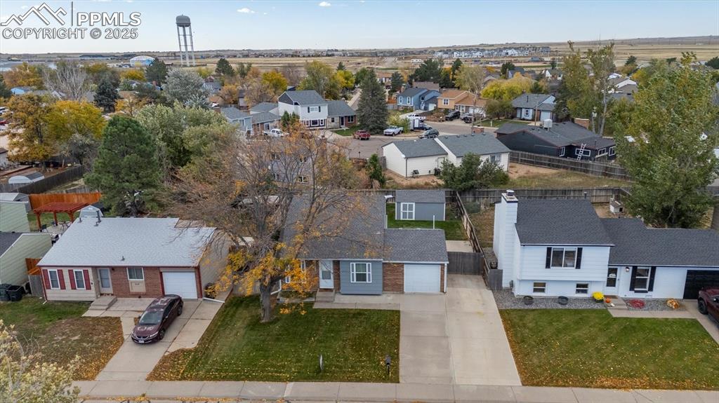 704 Madison Way Bennett CO 80102