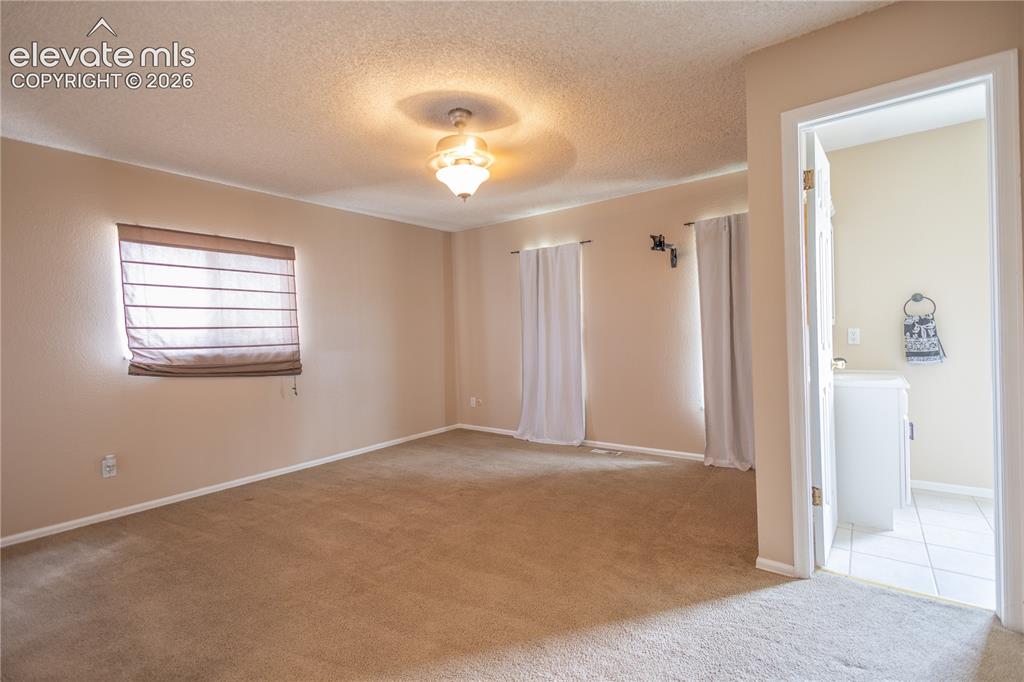 1309 Kingsroyal Boulevard Pueblo CO 81005