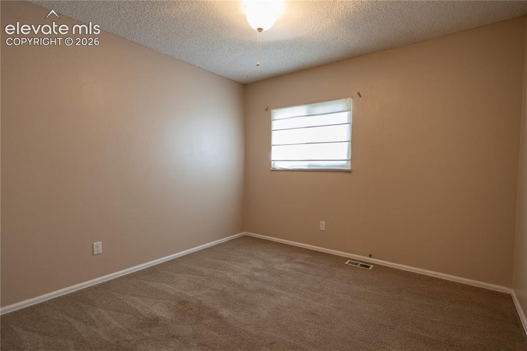1309 Kingsroyal Boulevard Pueblo CO 81005