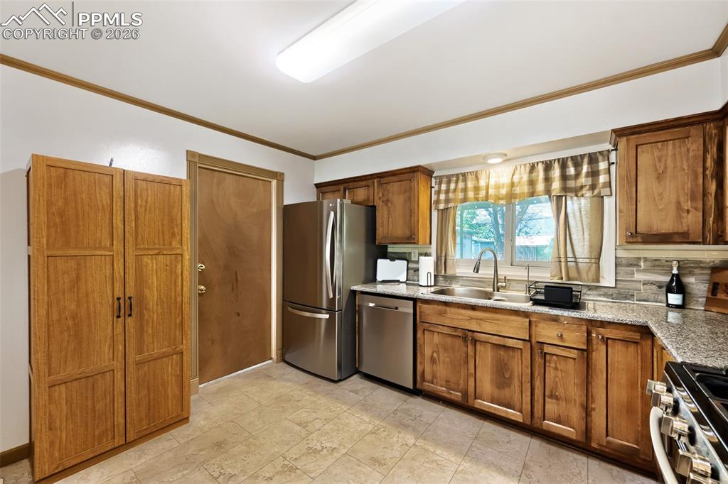 430 Hackberry Drive Colorado Springs CO 80911