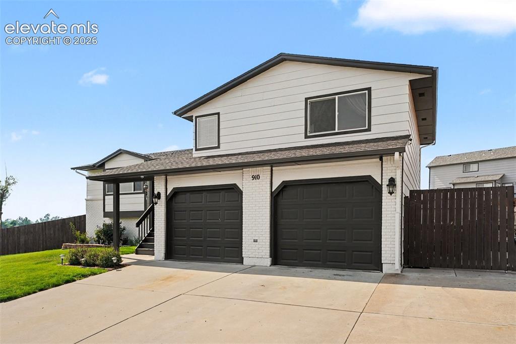 910 Lindstrom Drive Colorado Springs CO 80911