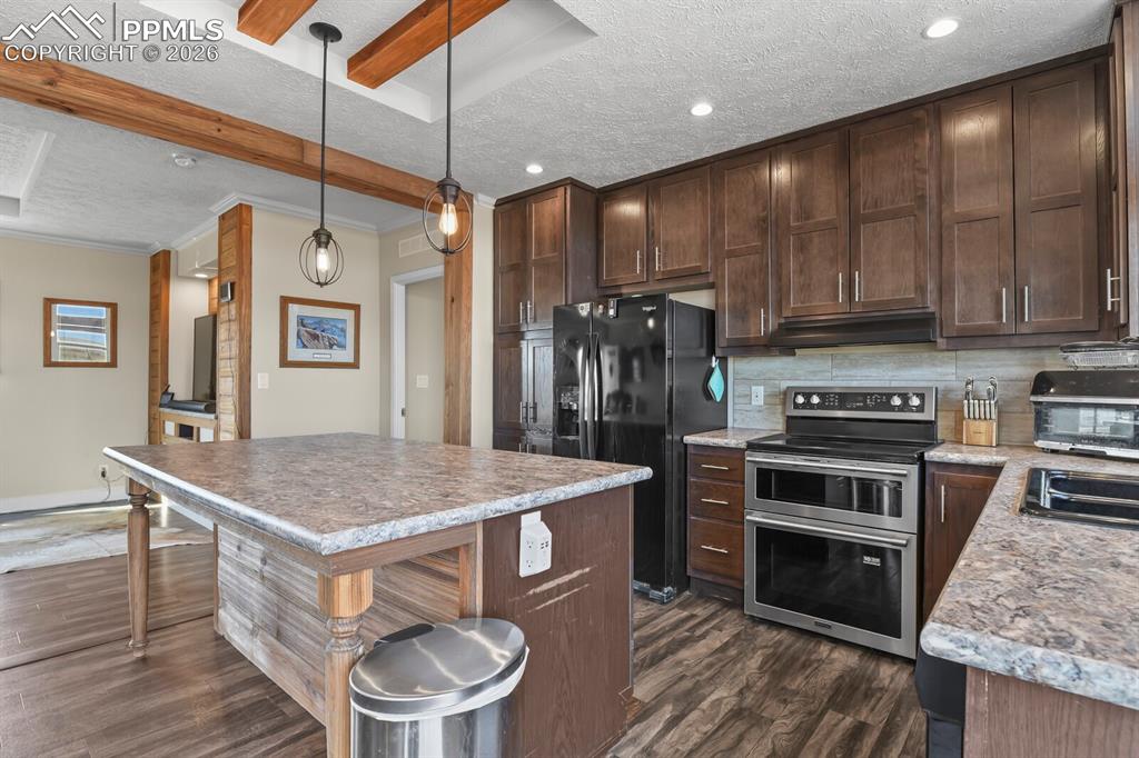 5895 Bar 10 Road Colorado Springs CO 80928