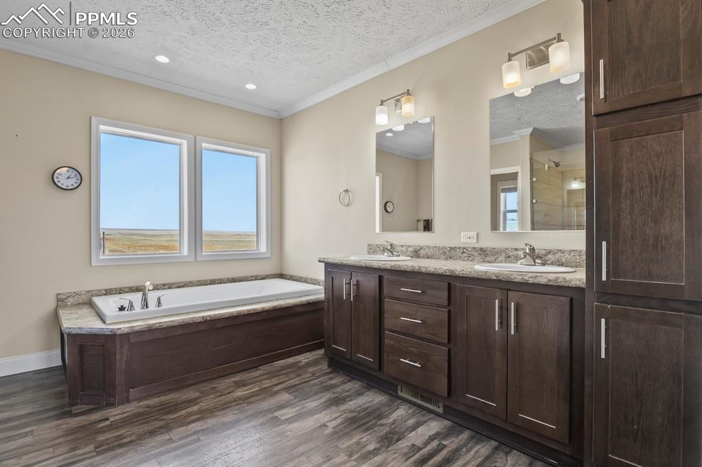 5895 Bar 10 Road Colorado Springs CO 80928