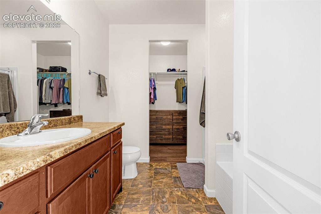 10036 Thunderbolt Trail Colorado Springs CO 80925
