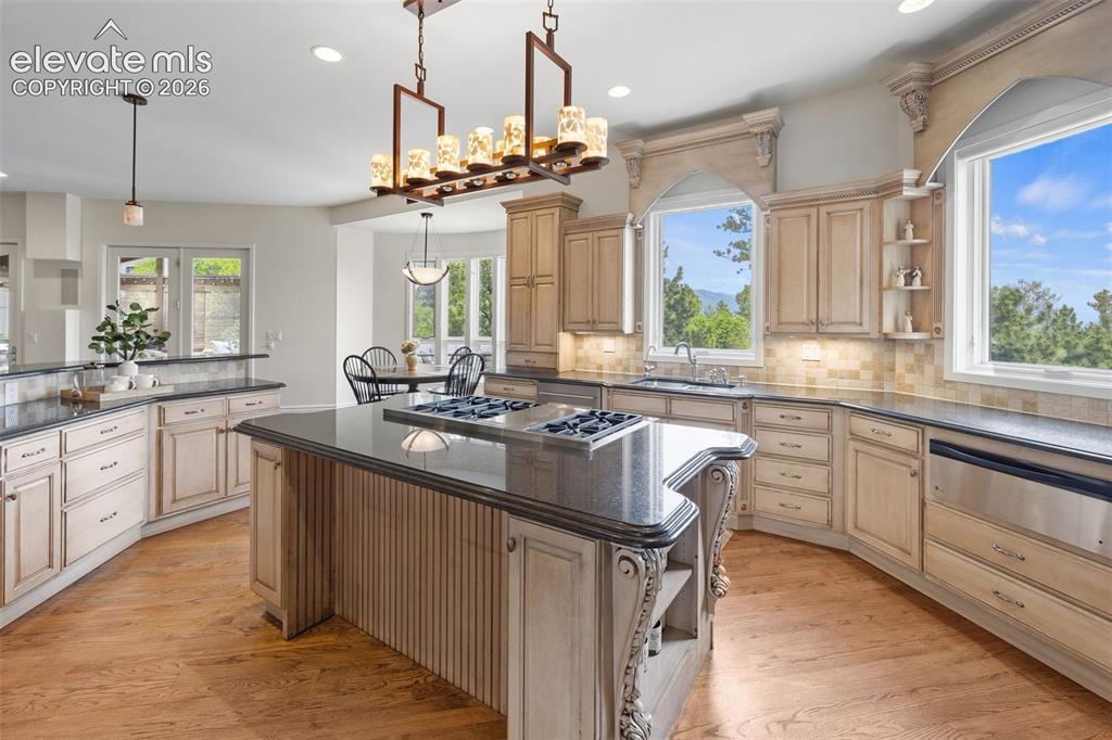 4660 Bradford Heights Colorado Springs CO 80906