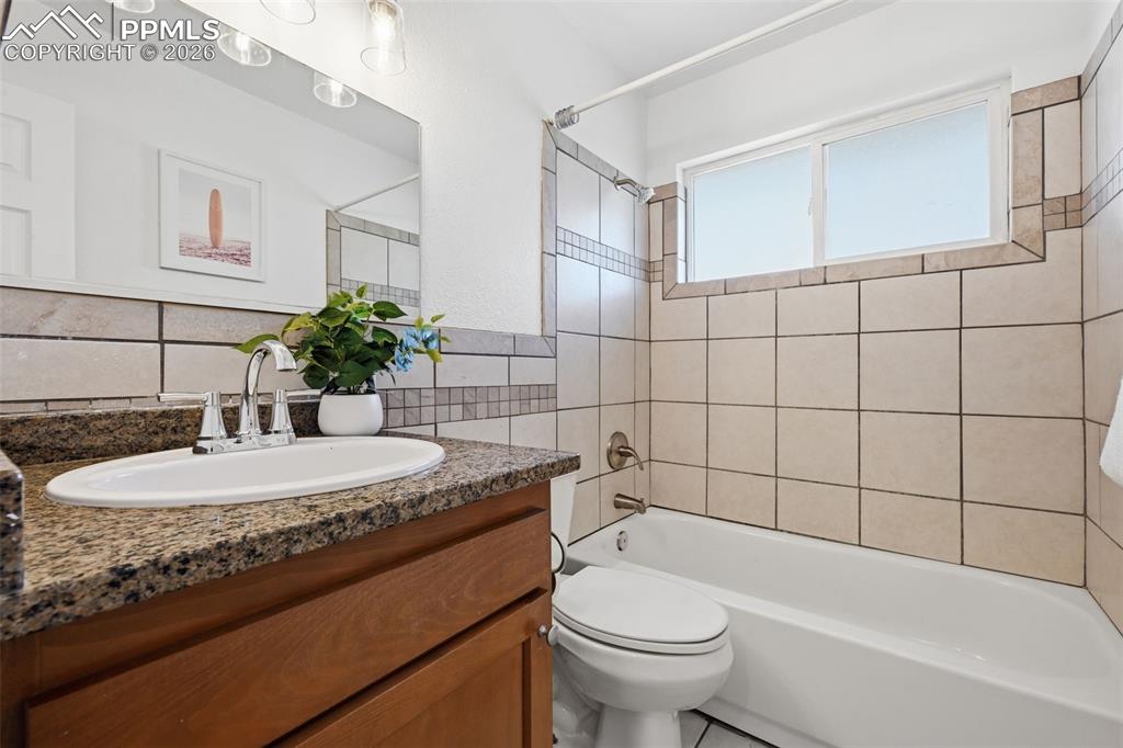 125 Ithaca Street Colorado Springs CO 80911