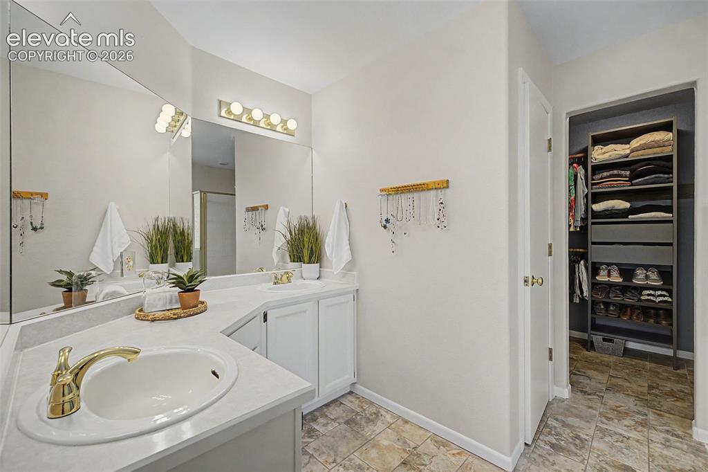 1950 Manning Way Colorado Springs CO 80919