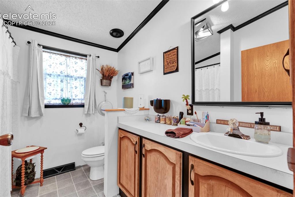44 Silver Trail Florissant CO 80816
