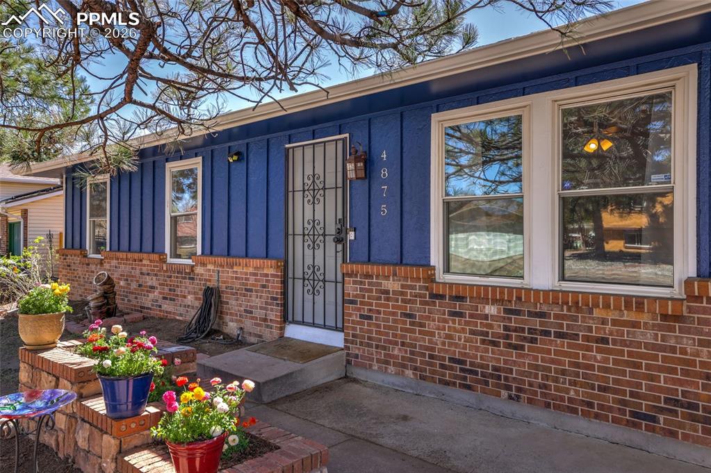 4875 Gatewood Drive Colorado Springs CO 80916