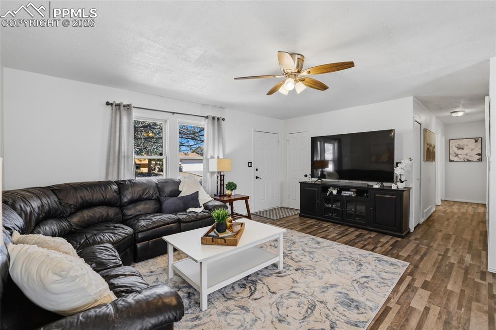 4875 Gatewood Drive Colorado Springs CO 80916