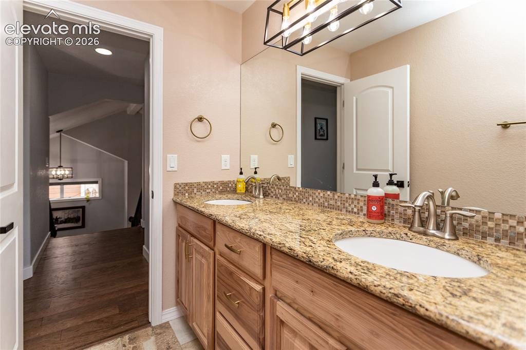 2560 Mirror Lake Court Colorado Springs CO 80919