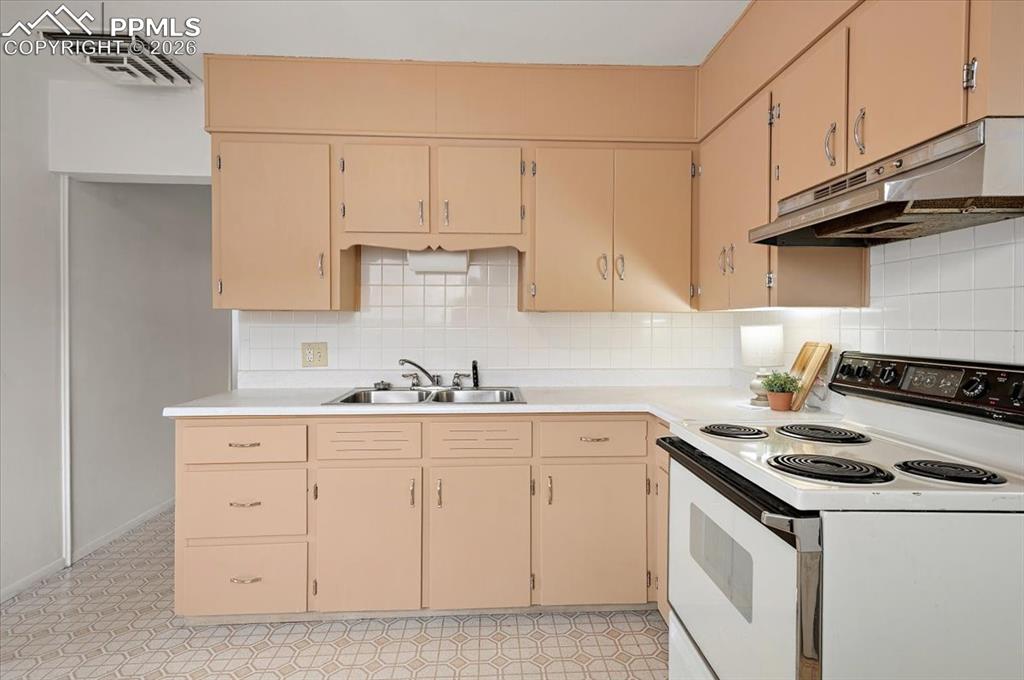 1726 Moore Avenue Pueblo CO 81005