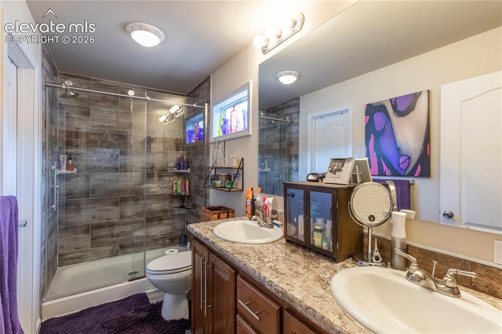 4397 Kingfisher Point Colorado Springs CO 80922