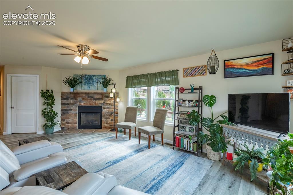 4397 Kingfisher Point Colorado Springs CO 80922