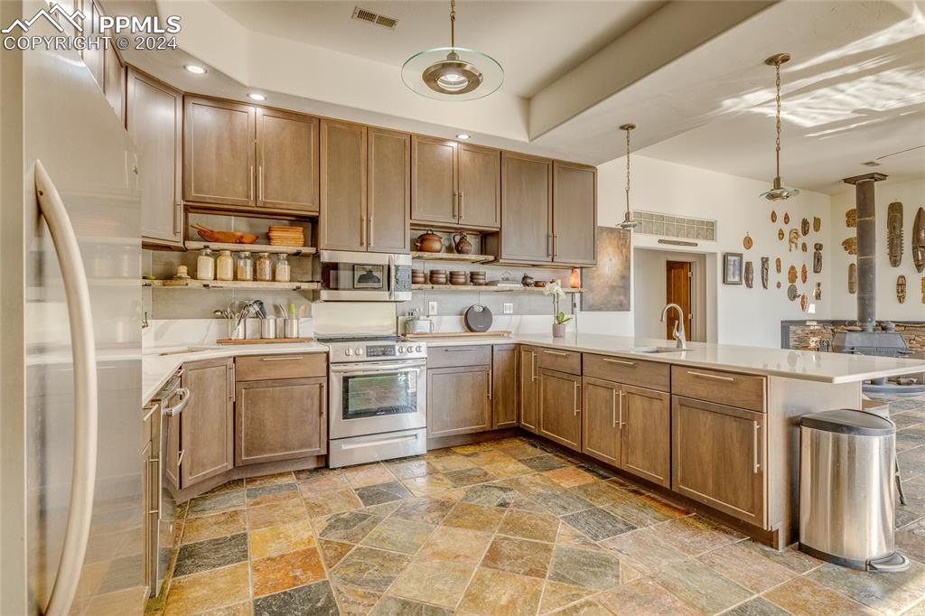 11150 W Highway 24 Crystola CO 80819