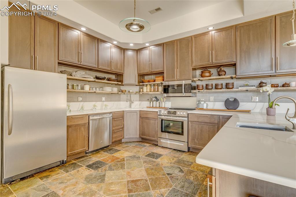 11150 W Highway 24 Crystola CO 80819