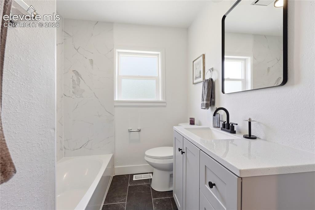 2218 Wyoming Avenue Pueblo CO 81004
