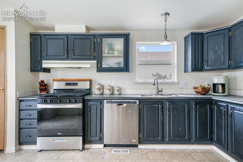 2550 Wheaton Drive Colorado Springs CO 80904