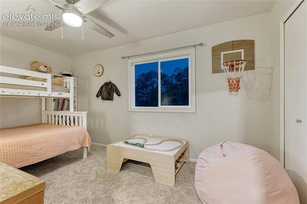 2045 Heathercrest Drive Colorado Springs CO 80915