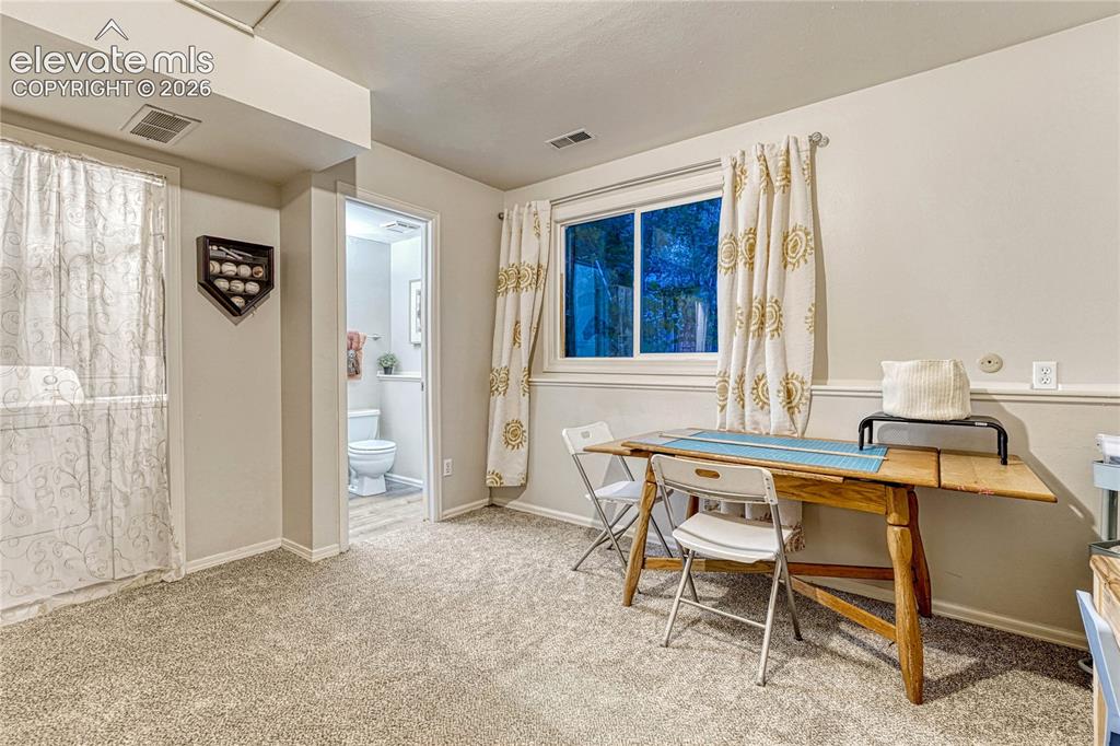 2045 Heathercrest Drive Colorado Springs CO 80915