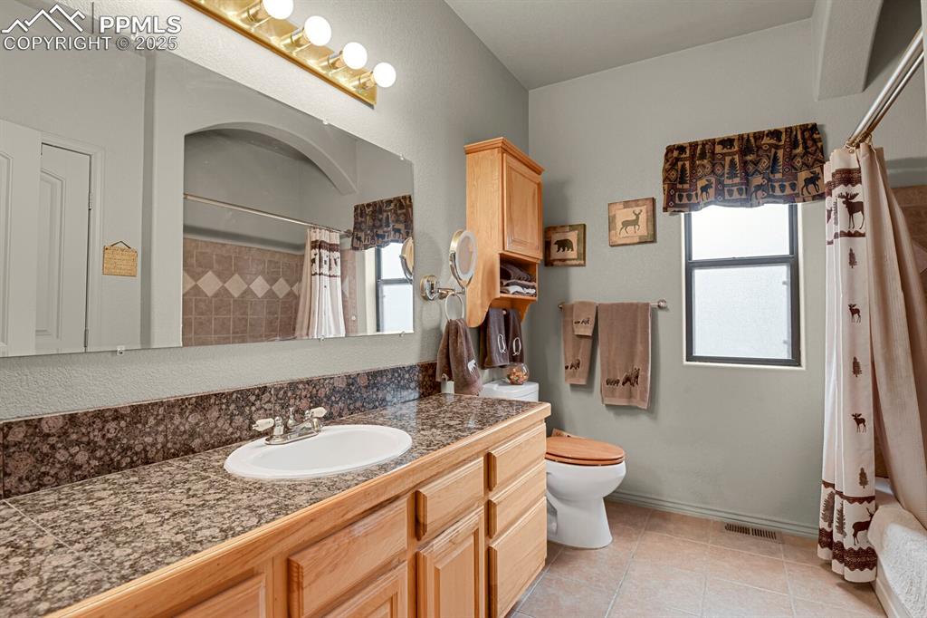 9 Kingston Circle Florissant CO 80816