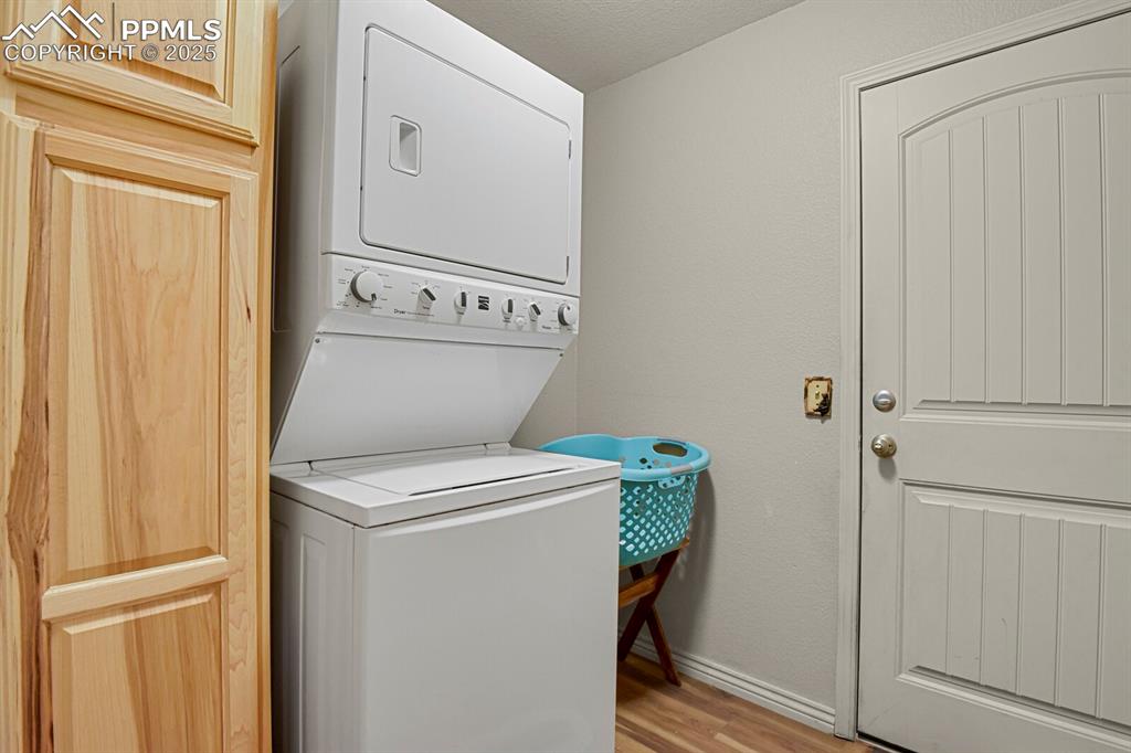 9 Kingston Circle Florissant CO 80816