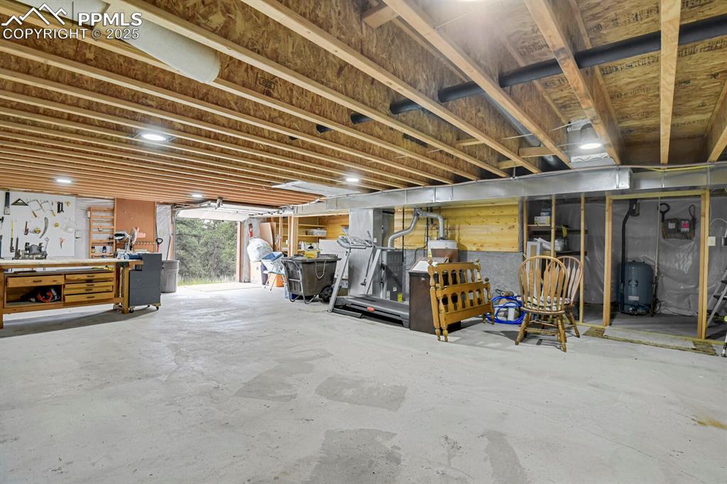 9 Kingston Circle Florissant CO 80816