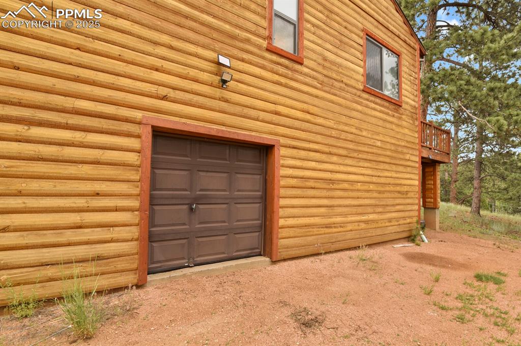 9 Kingston Circle Florissant CO 80816