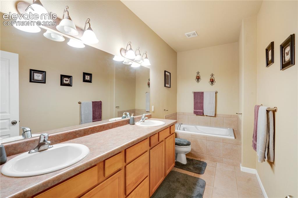 777 E Woodleaf Drive Pueblo CO 81007