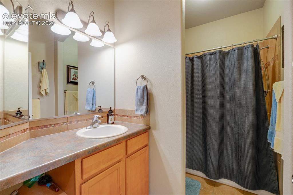 777 E Woodleaf Drive Pueblo CO 81007