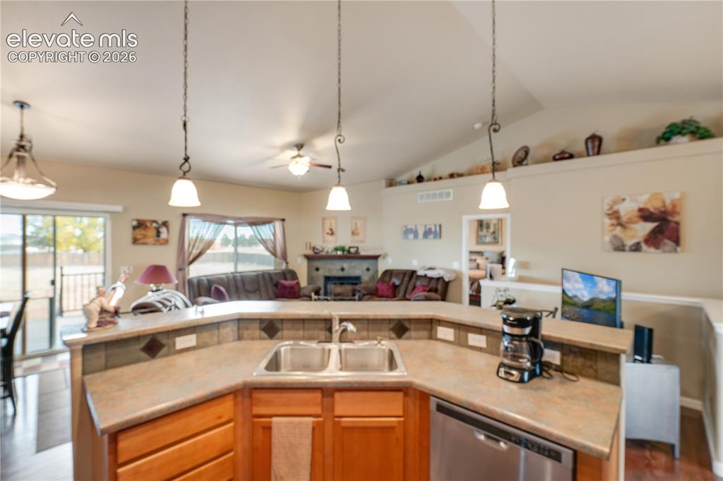 777 E Woodleaf Drive Pueblo CO 81007