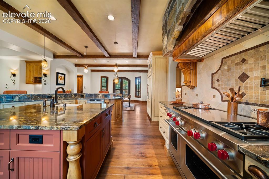22 Crossland Road Colorado Springs CO 80906