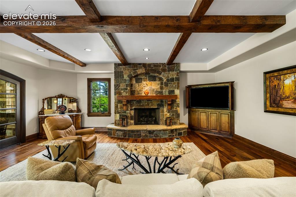 22 Crossland Road Colorado Springs CO 80906