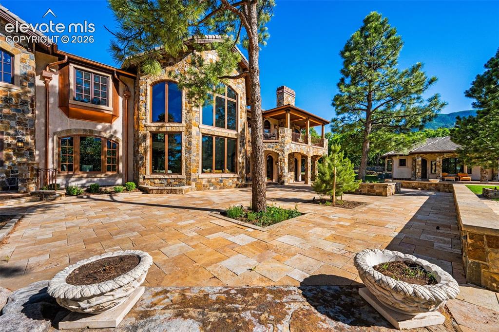 22 Crossland Road Colorado Springs CO 80906