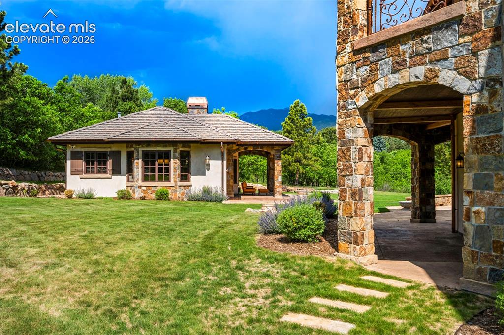 22 Crossland Road Colorado Springs CO 80906
