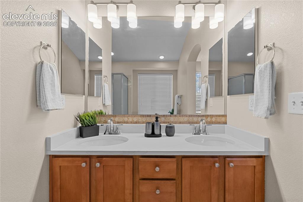 23767 E Bellewood Drive Aurora CO 80016