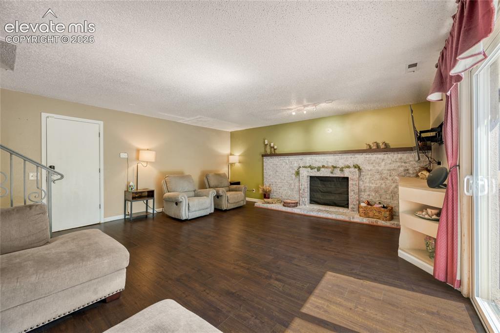 3225 Oak Creek Drive Colorado Springs CO 80906
