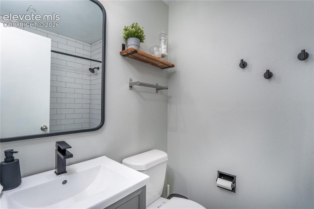 622 Pioneer Lane Colorado Springs CO 80904