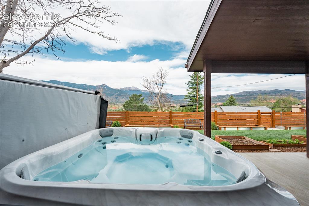 622 Pioneer Lane Colorado Springs CO 80904